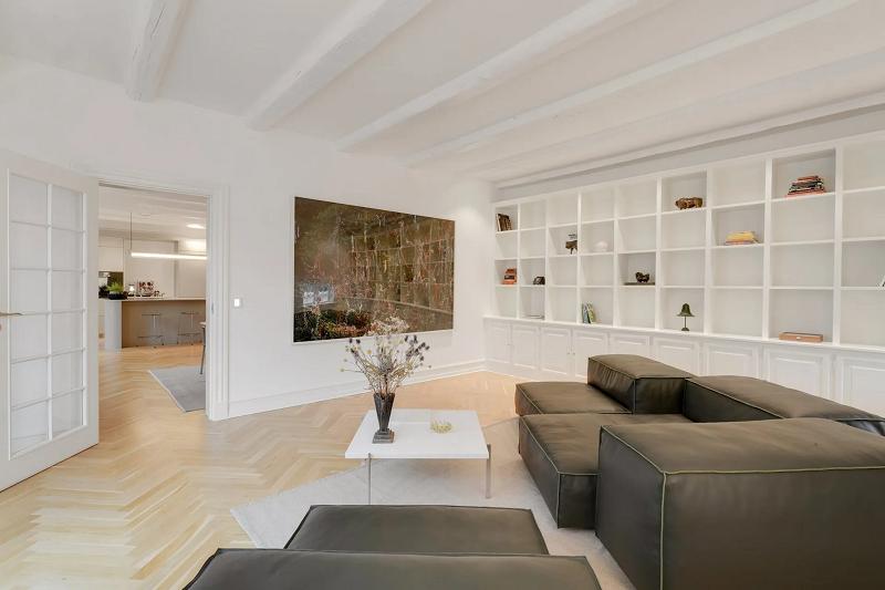 Living room with bespoke shelving